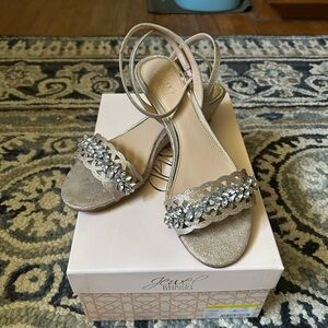 Jewel Badgley Mischka Gold Embellished Heels